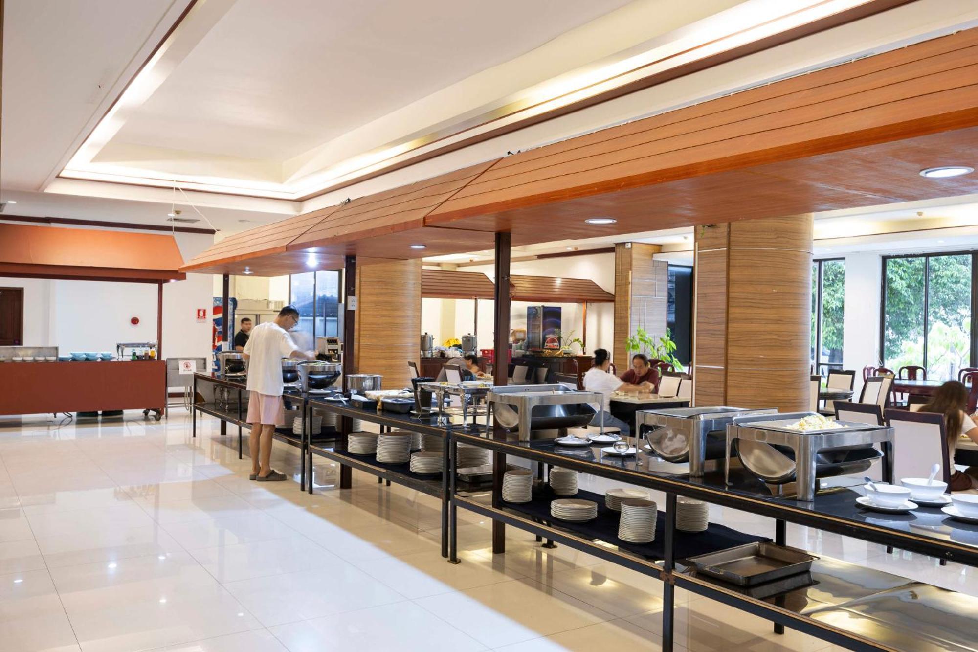 The President Hotel At Chokchai 4 Bangkok Kültér fotó