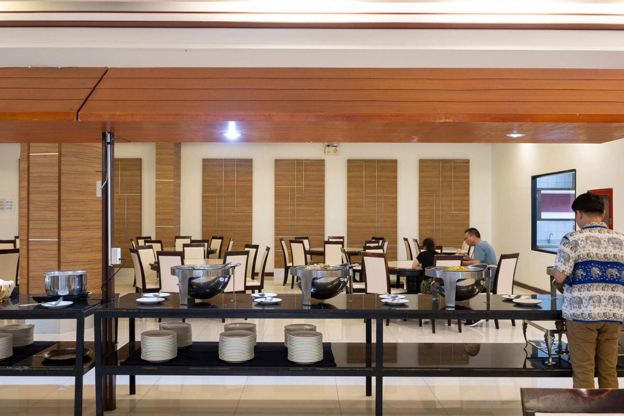 The President Hotel At Chokchai 4 Bangkok Kültér fotó